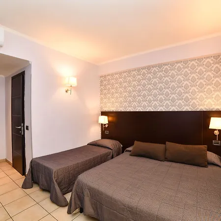 Seven Kings Relais 3* روما