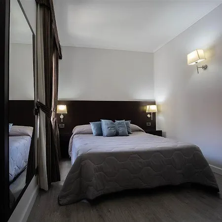 Pensión Seven Kings Relais