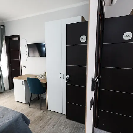 Pensión Seven Kings Relais 3*