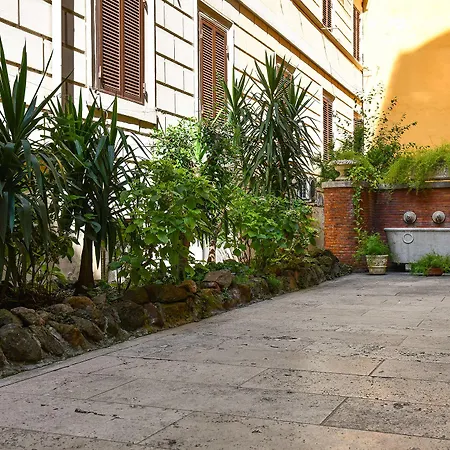 Pensión Seven Kings Relais