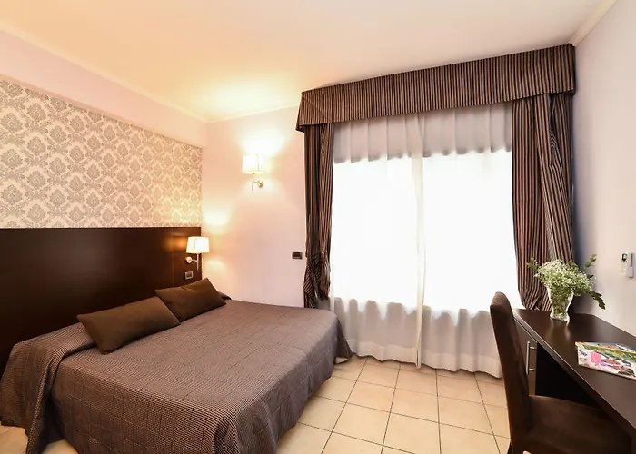 בית הארחה Seven Kings Relais 3*